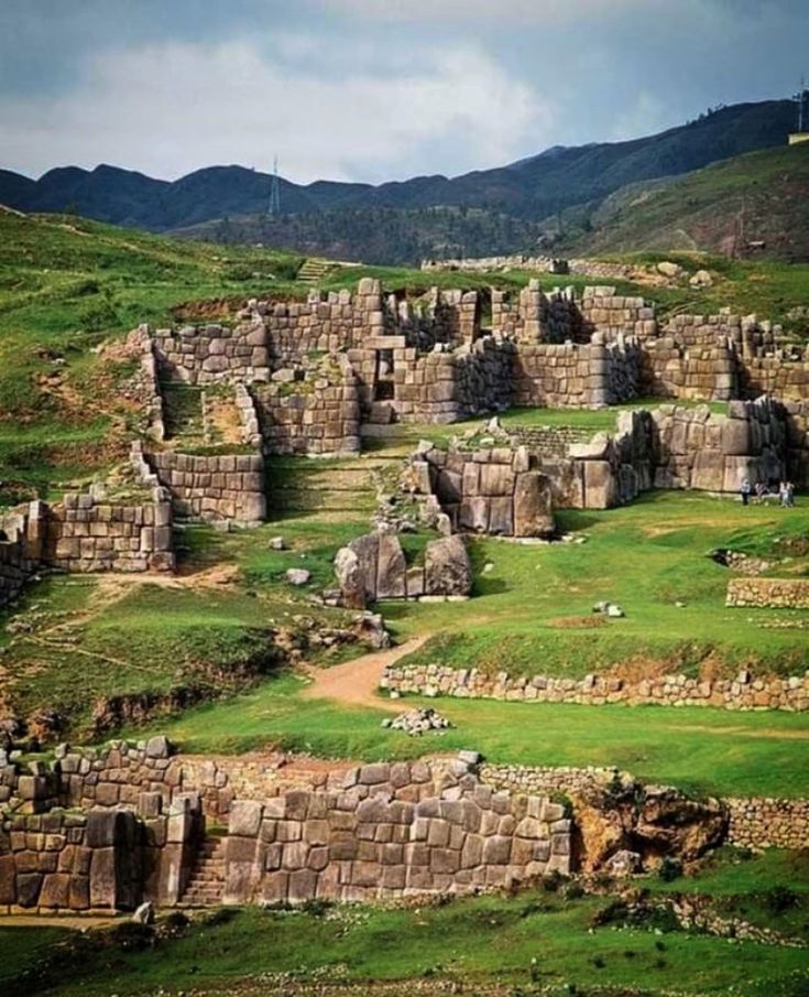 dos-gardenias-tours-Visita-los-sitios-arqueológicos-cercanos