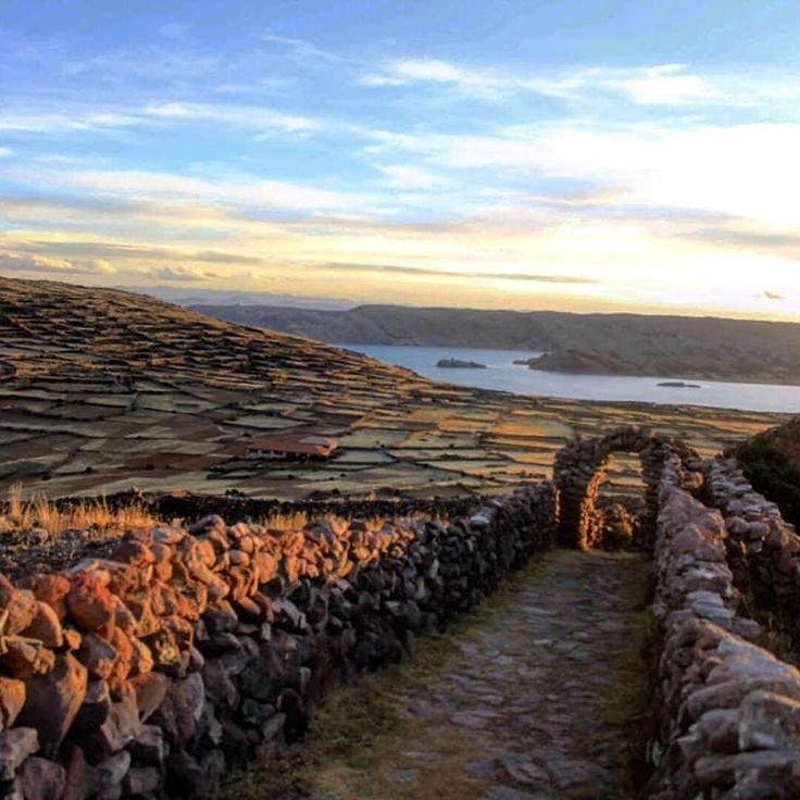 dos-gardenias-tours-Explora-el-Lago-Titicaca-y-sus-islas