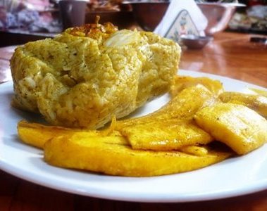 Juane y tacacho con cecina